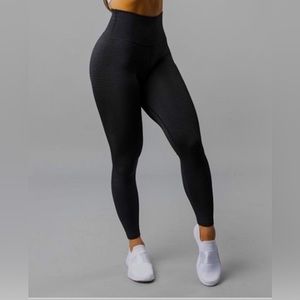 Alphalete Halo black leggings
